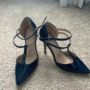 Navy blue women’s heels
